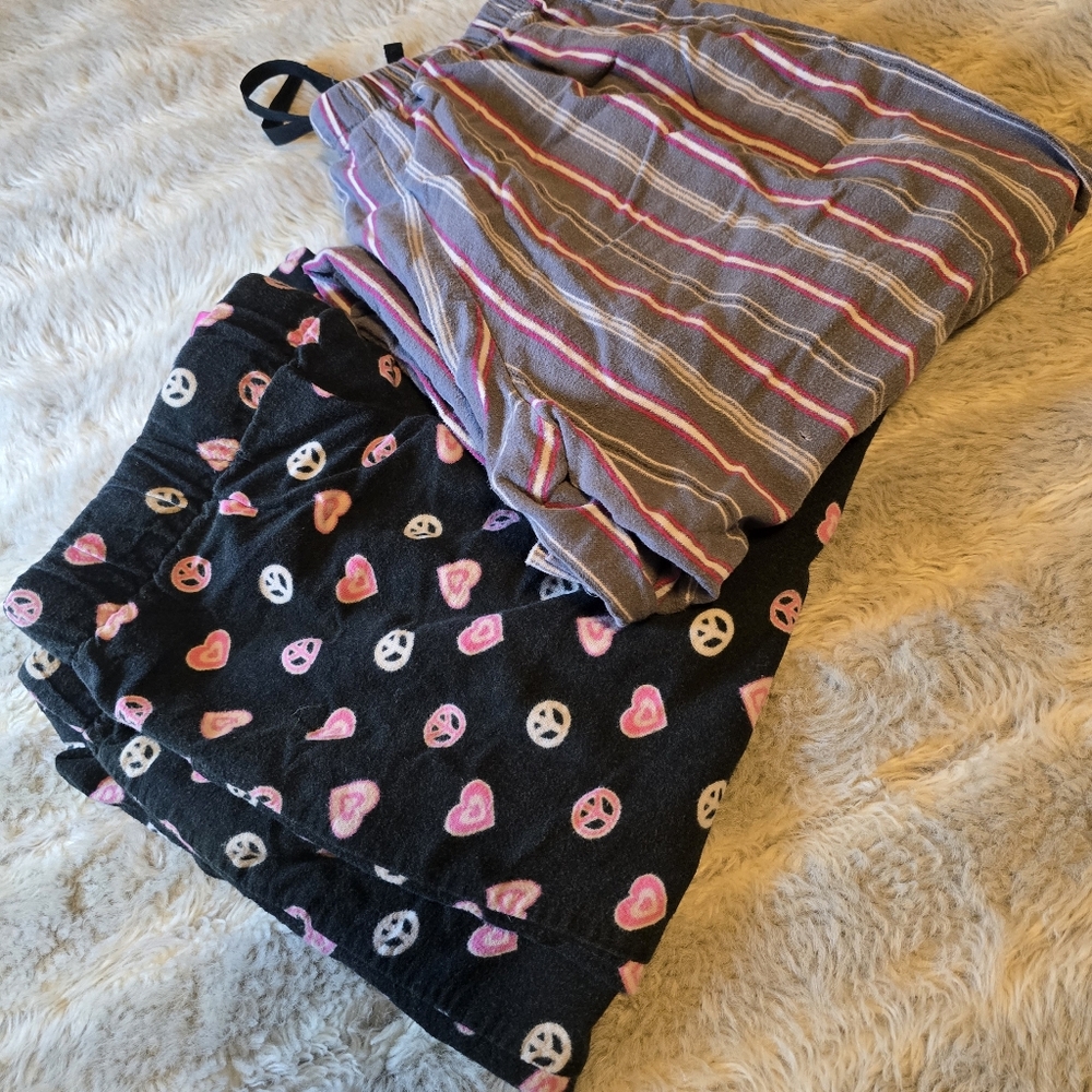 Two Pairs Of Pajama Pants Striped and Heart Pattern Pajama Pants
